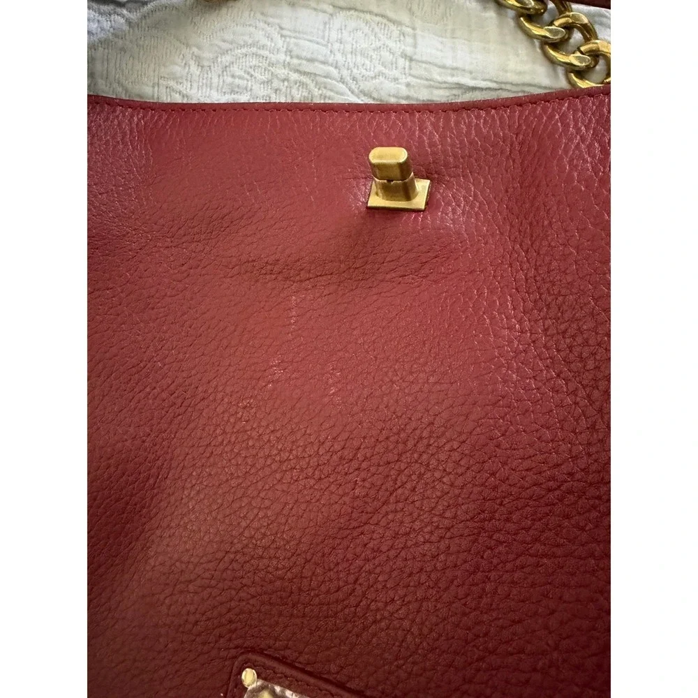 J.W.‎ Hulme Co. Womens Burgundy Leather Inner Pockets Crossbody Bag Editor